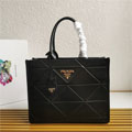 1BA378 22AW！Large leather handbag ラージ レザー ハンドバッグ