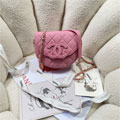 AS3867 CHANEL 23SSプレ LOOK10 ミニメッセンジャーバッグ ピンク