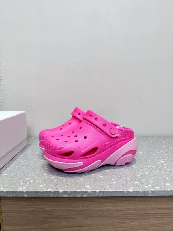 【クロックス】(W) Crocs Classic Mega Crush Clog 153165 - 画像 (3)