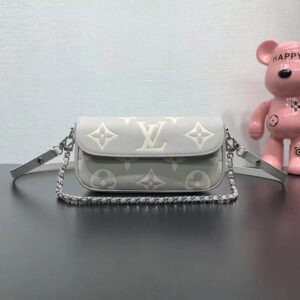 M14225ウォレット オン チェーン アイビーハンドバッグ☆免税品質