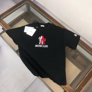 MONCLERマスク25 ssの最新型ワンピース半袖Tシャツ154288