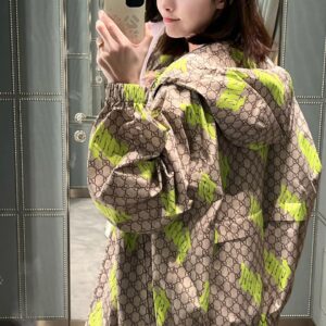 2025SS！GUCCIグッチフード付き長袖コート154743