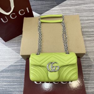 GUCCI GGマーモント スモール ショルダーバッグ837280