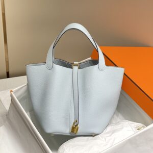 大人気！【HERMES】ピコタンロック pm 18・154988